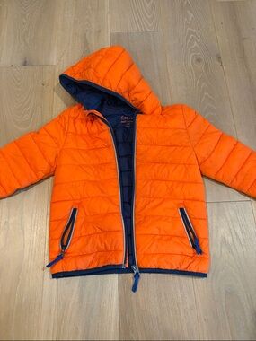 Boden Kids Size 5-6Y Orange Hooded Puffer Jacket.